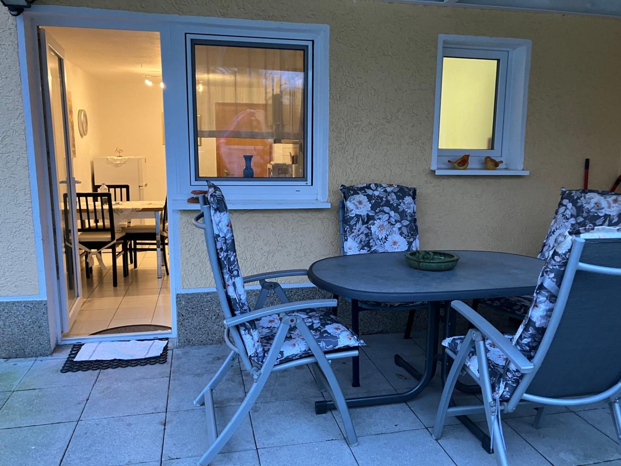 Ferienwohnung Im Gruenen Eg Mit Terrasse ヘルデッケ エクステリア 写真