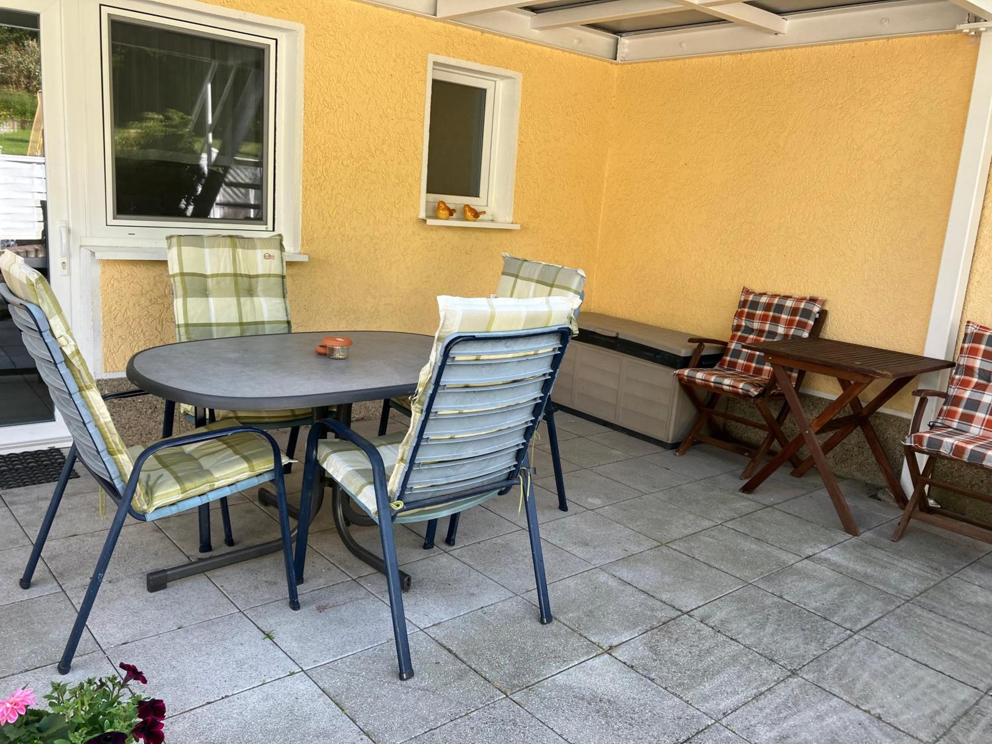 Ferienwohnung Im Gruenen Eg Mit Terrasse ヘルデッケ エクステリア 写真
